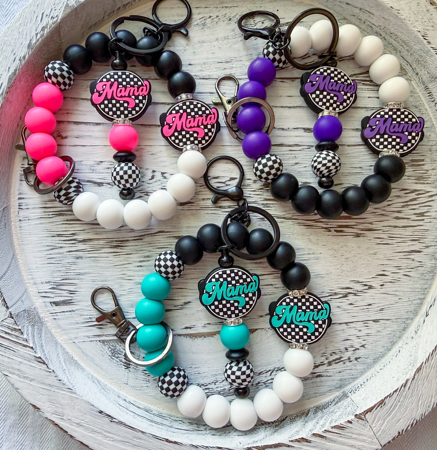 Mama Love Keychains - Checkered