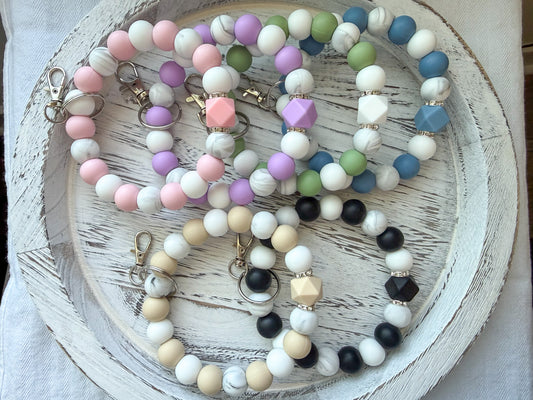 Sweet Love Wristlet - Marbled (Silicone Beaded Keychain Bracelet)