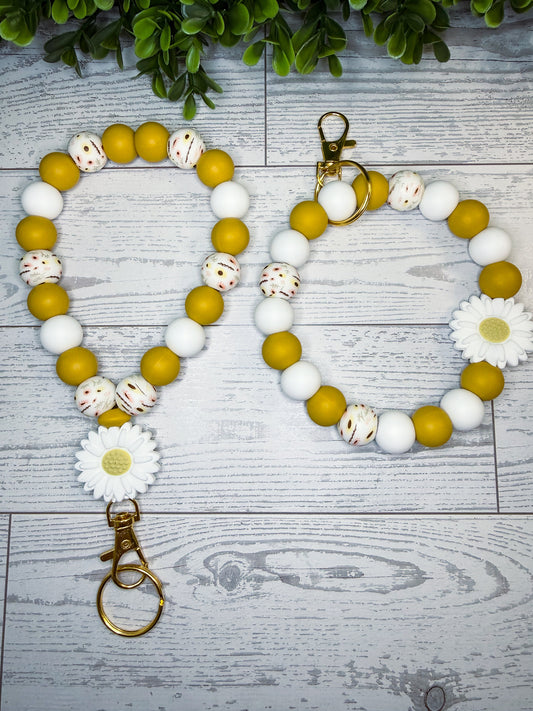 Daisy Daydream Wristlet (Silicone Beaded Keychain Bracelet)
